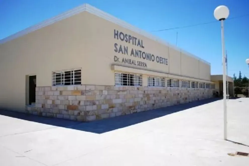 Llevó a su hijo al hospital con 39.5 de temperatura y la mandaron a su casa sin revisarlo: denunció al médico