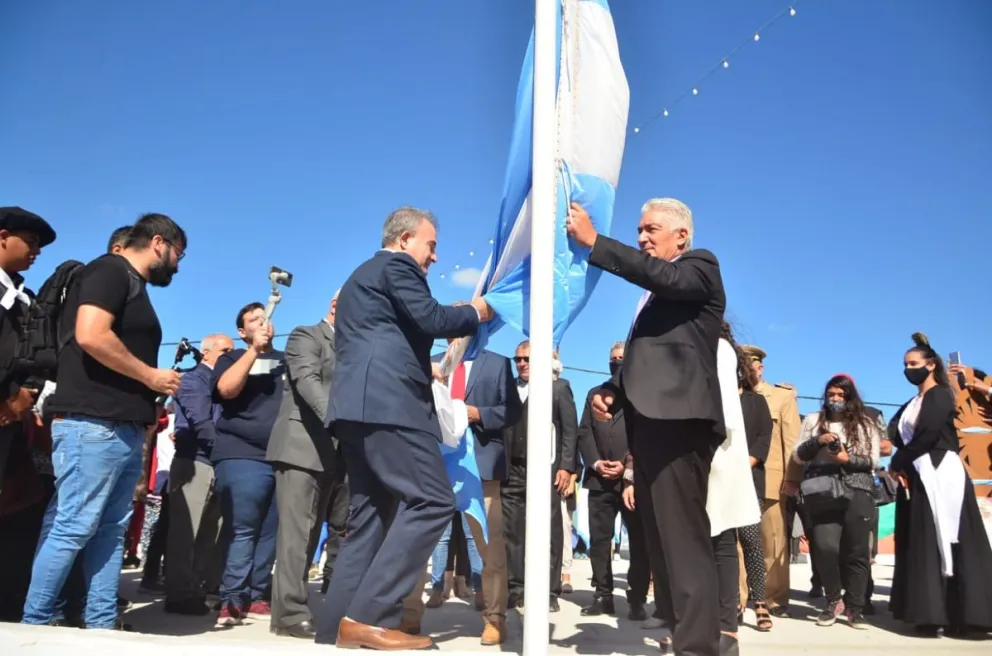 Cantos, danzas y homenajes para evocar a los héroes del Combate de Patagones