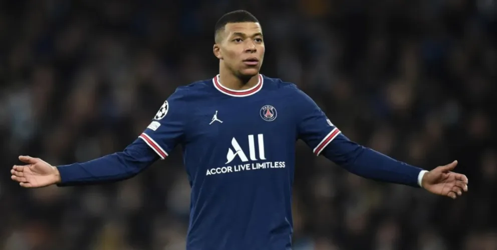 ¿Que pasó con Mbappé? Apareció el parte médico oficial de PSG