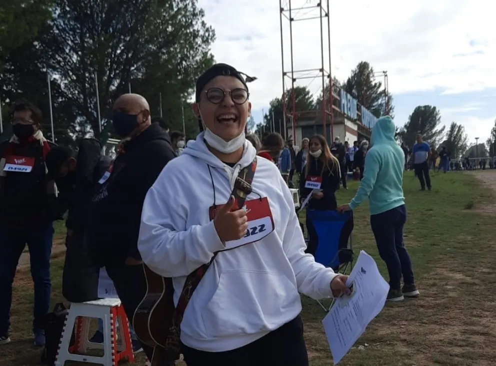 Una viedmense está cerca de ganarse un lugar en La Voz Argentina: conocé su historia