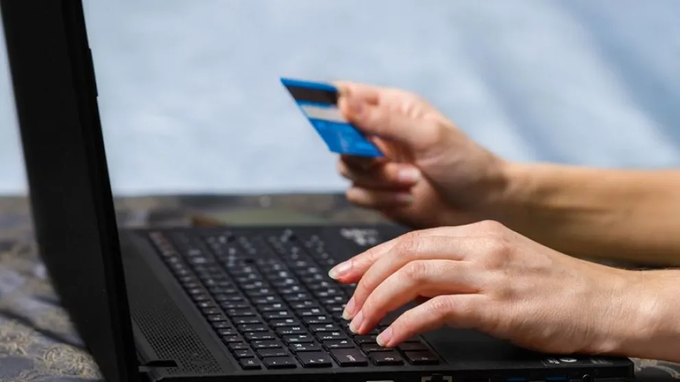 Cómo funciona la nueva estafa en la que se hacen pasar por Mercado Libre