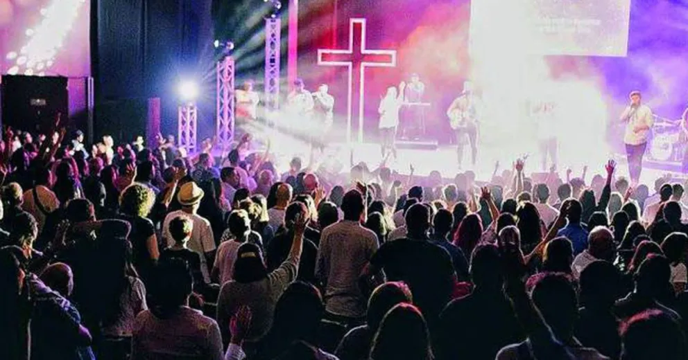 Vivir cerca de la iglesia le trajo más tormento que paz