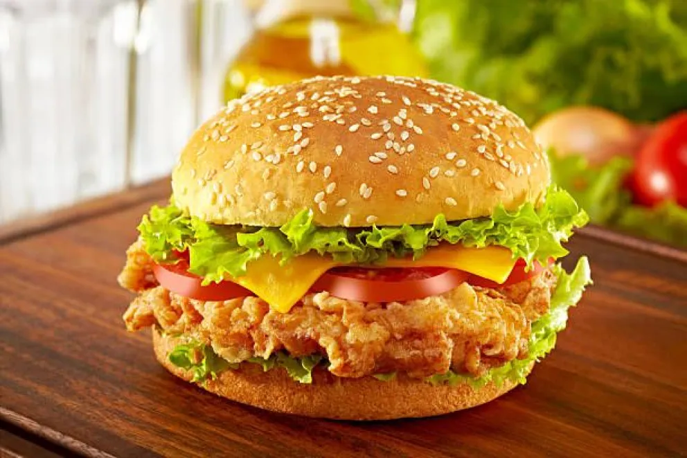 Las más crujientes: prepará hamburguesas de pollo crispy en sólo cuatro pasos