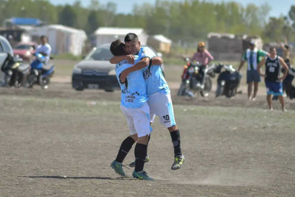 Semifinales de piernas duras en la Copa de Campeones Barrial: estos son los cruces