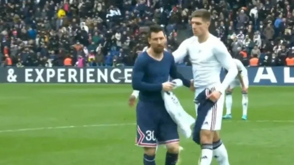 Video: Leo Messi y un cálido gesto con un futbolista ucraniano