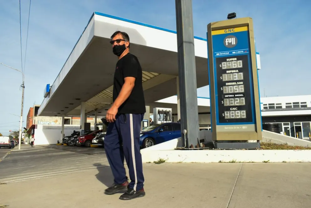 Fuerte suba en el precio de los combustibles: cuánto vale el litro en Viedma