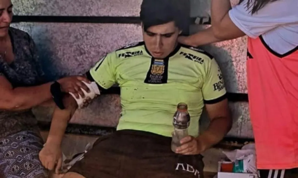 El joven árbitro relató el mal momento que le tocó vivir 