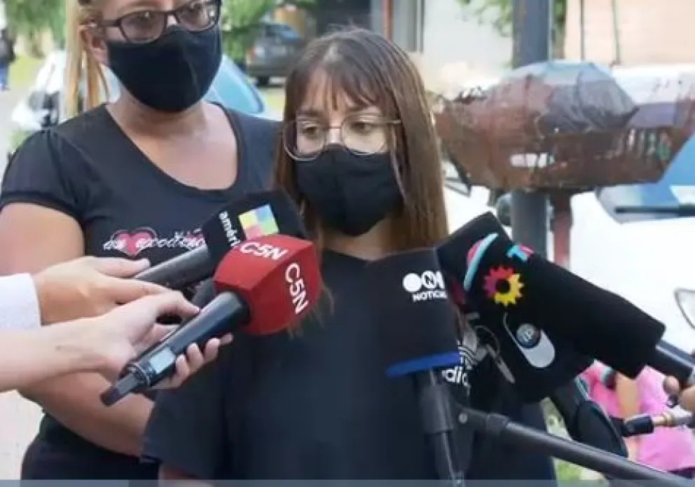Una joven fue abusada por un policía cuando fue a denunciar a su novio por violencia de género
