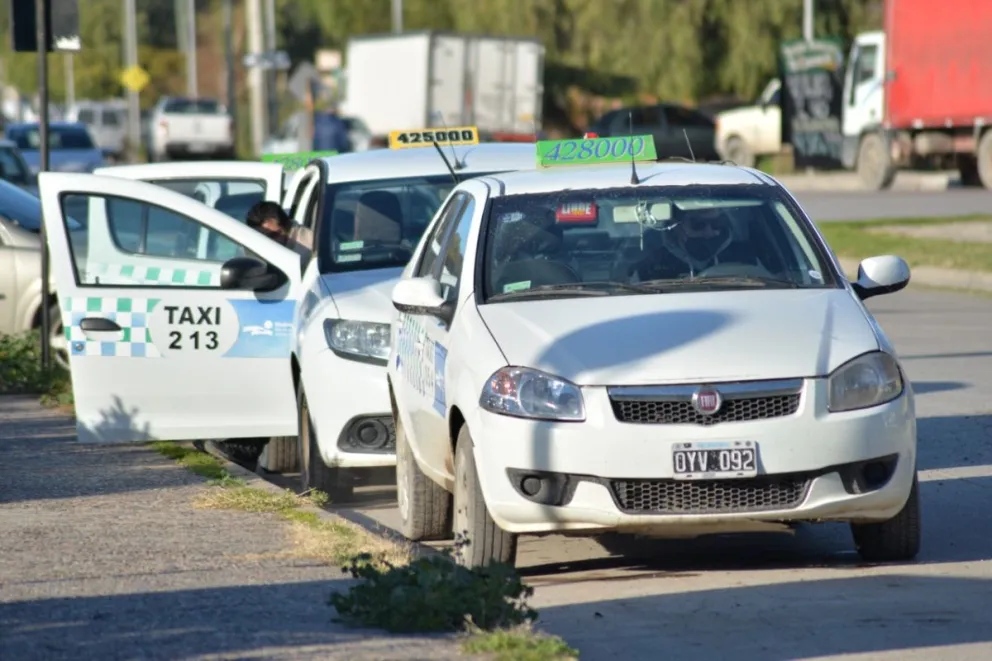 Bronca de los taxistas por la liberación de Scatena, el sujeto denunciado por abuso a una chofer