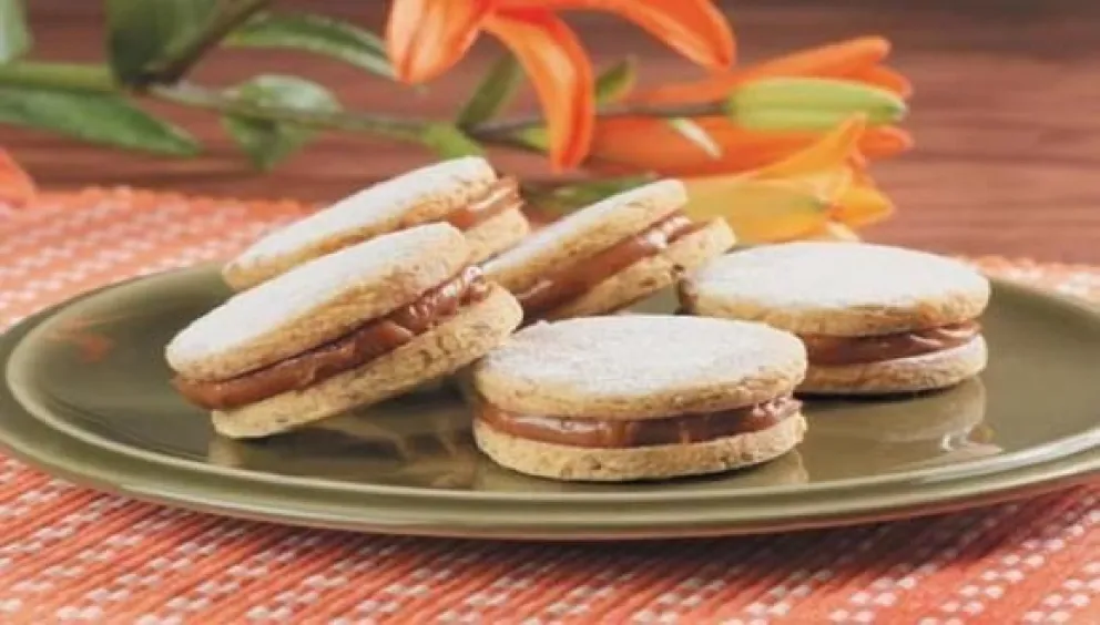 Alfajorcitos de nuez y dulce de leche: tentación super dulce para hacer en casa
