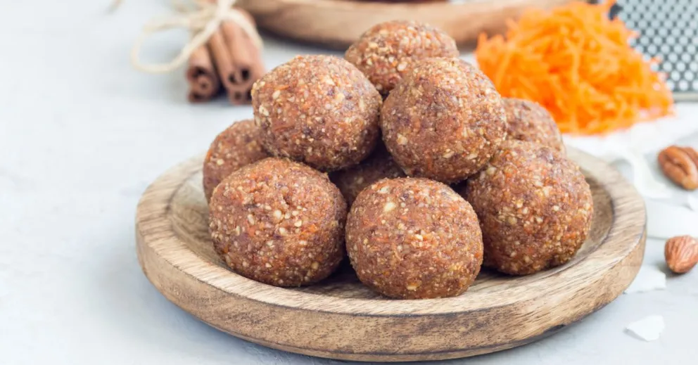 Mirá cómo preparar bolitas de almendra y avena, ¡en sólo 2 pasos!