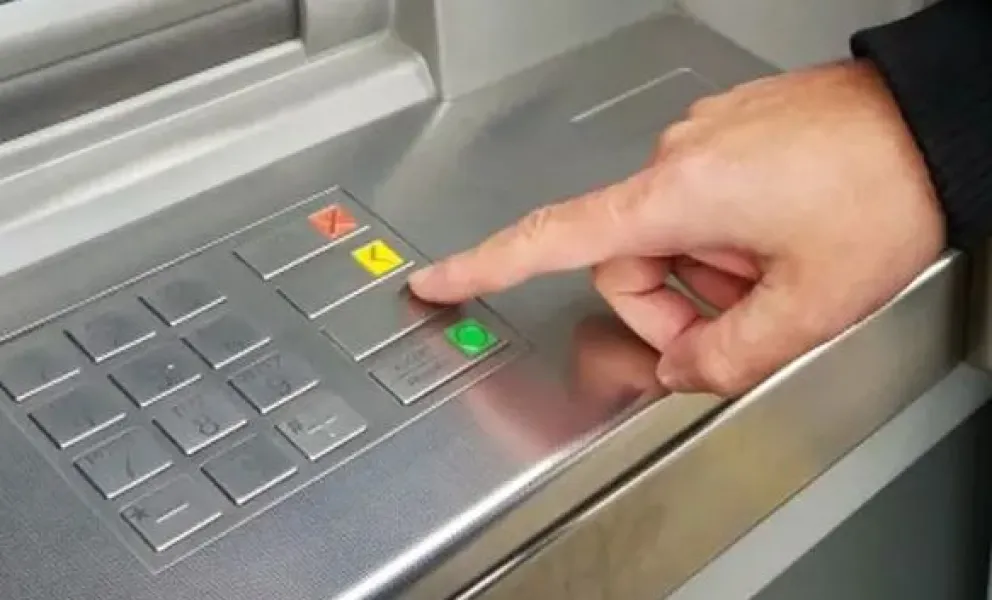 Estafas digitales: los bancos deben garantizar seguridad y no otorgar créditos sin controles previos