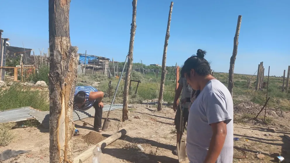 Una ONG de Viedma y un aporte solidario en el armado de un hogar