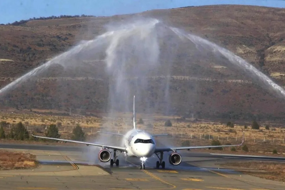 ¿Cuánto cuesta volar a Bariloche en temporada baja?
