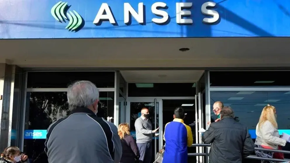 Anses: hay un extra para AUH y AUE y bono para Potenciar Trabajo