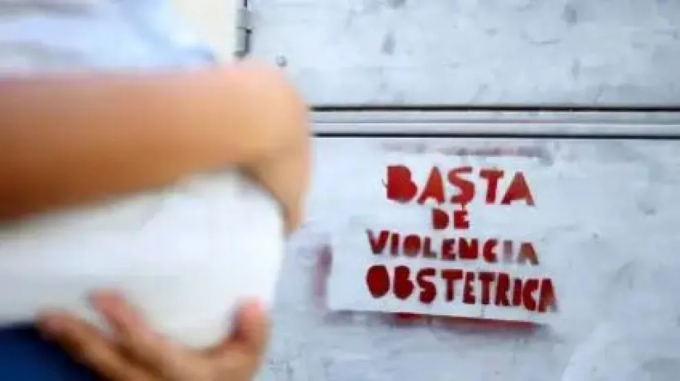 Piden informes a Salud frente a denuncias por violencia obstétrica 