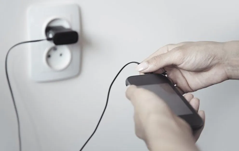 Revelación: por qué es importante apagar los teléfonos Android cuando se están cargando 