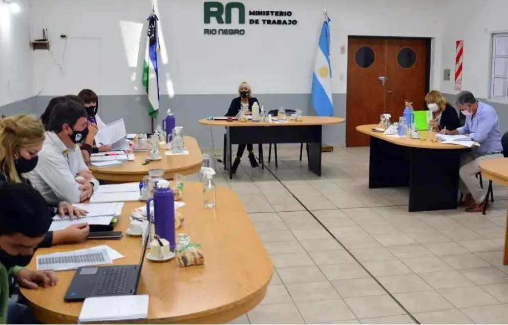 Realizan una nueva propuesta salarial al sector docente