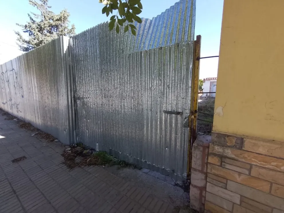 Vecinos están cansados de un “aguantadero” que hay en pleno centro de Viedma