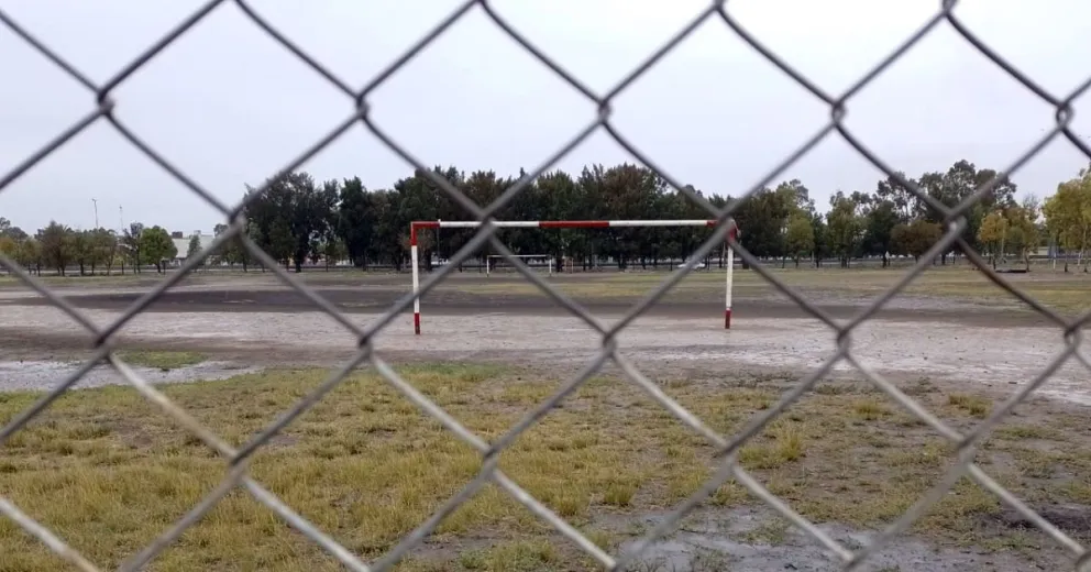 Fútbol suspendido por lluvia en la Comarca