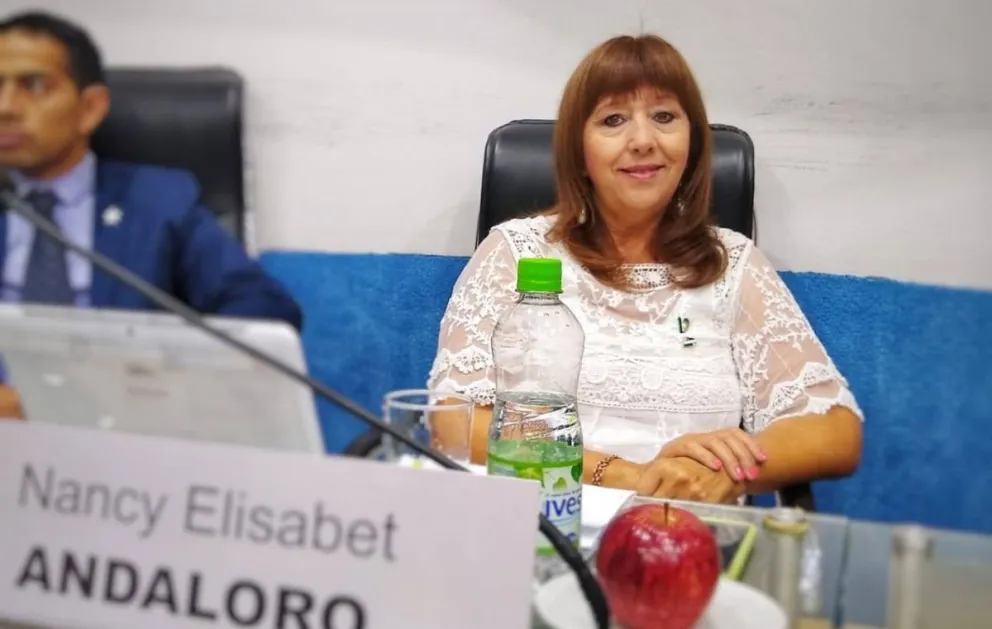 Se fracturó: una legisladora sufrió un accidente y debió ser trasladada en ambulancia