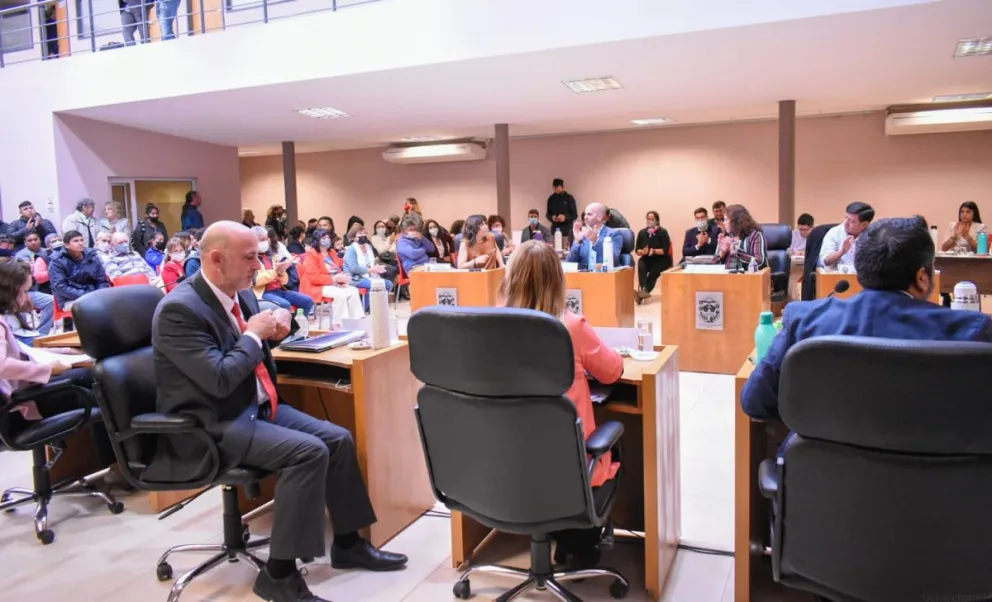 Los concejales tratan el presupuesto municipal con un incremento de casi un 90%