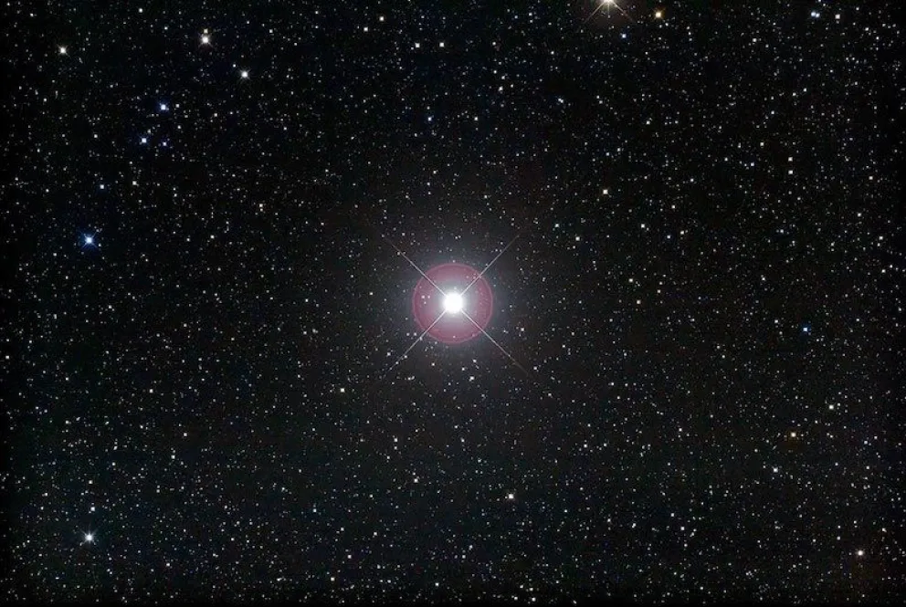 Para ver en el cielo hoy: la estrella Pólux se juntará con la Luna