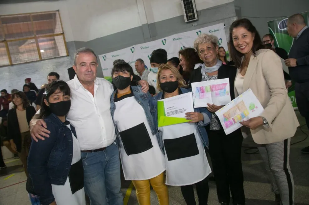Entregaron 134 lotes a familias de Viedma