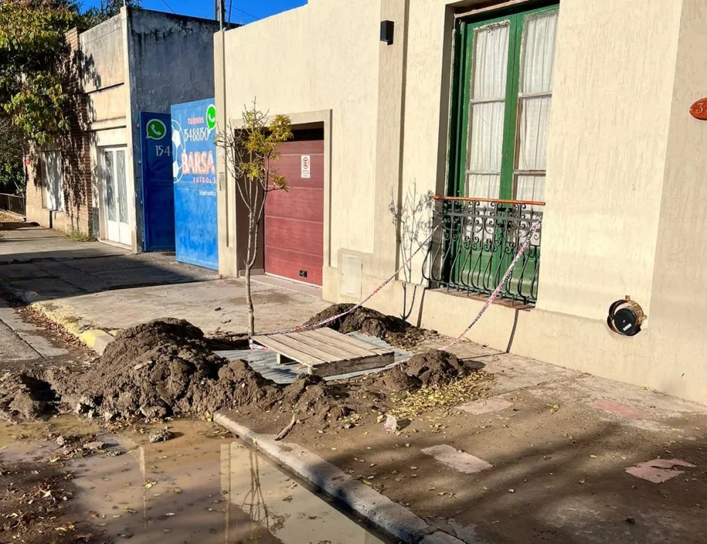 Once días sin servicio de agua, el drama de los vecinos de Irigoyen y Fagnano
