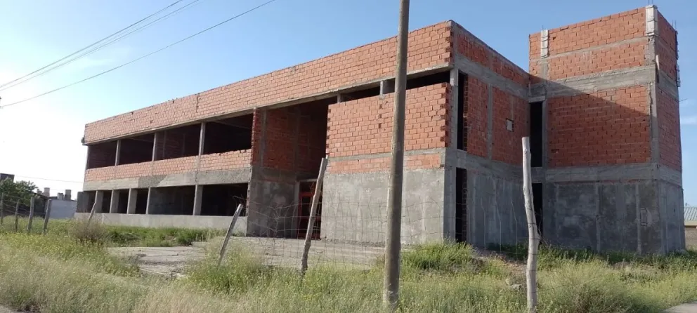 Tras años de espera licitaron la culminación del Instituto de Formación Docente