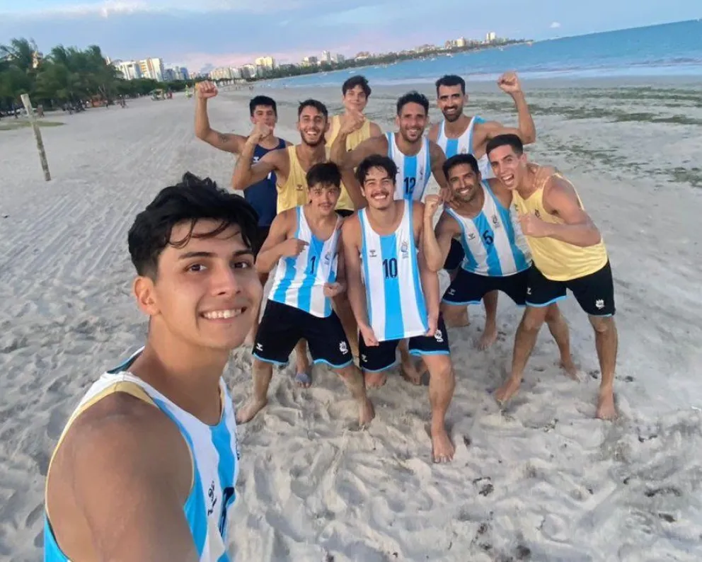 Beach handball: subcampeonato y objetivo cumplido para los viedmenses