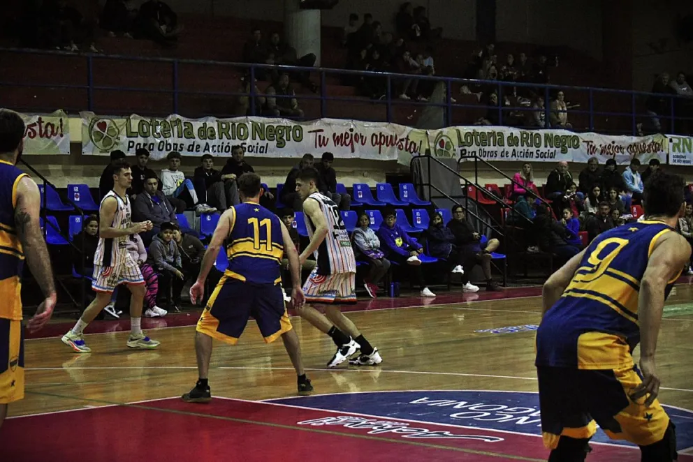 Atenas venció a Deportivo  Viedma a domicilio