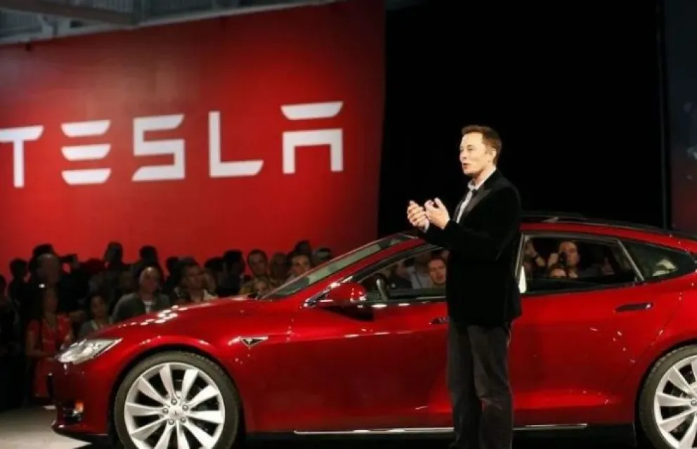 Tesla busca profesionales de todo el mundo: qué requisitos piden y cómo postularse a los empleos