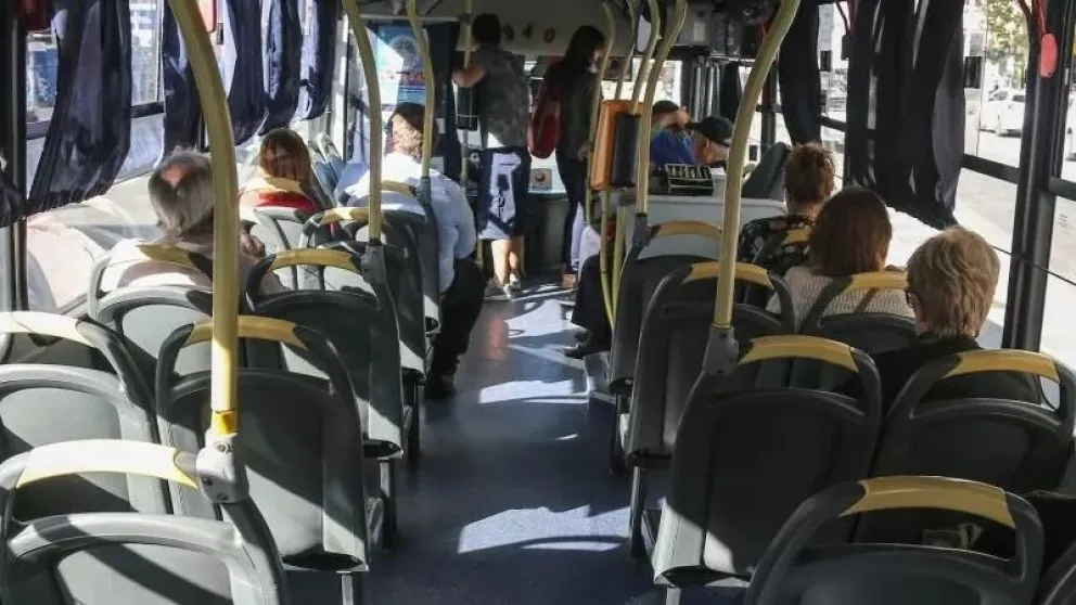 Un hombre se subió como pasajero al micro y le robó al chofer: fue en el Santa Clara