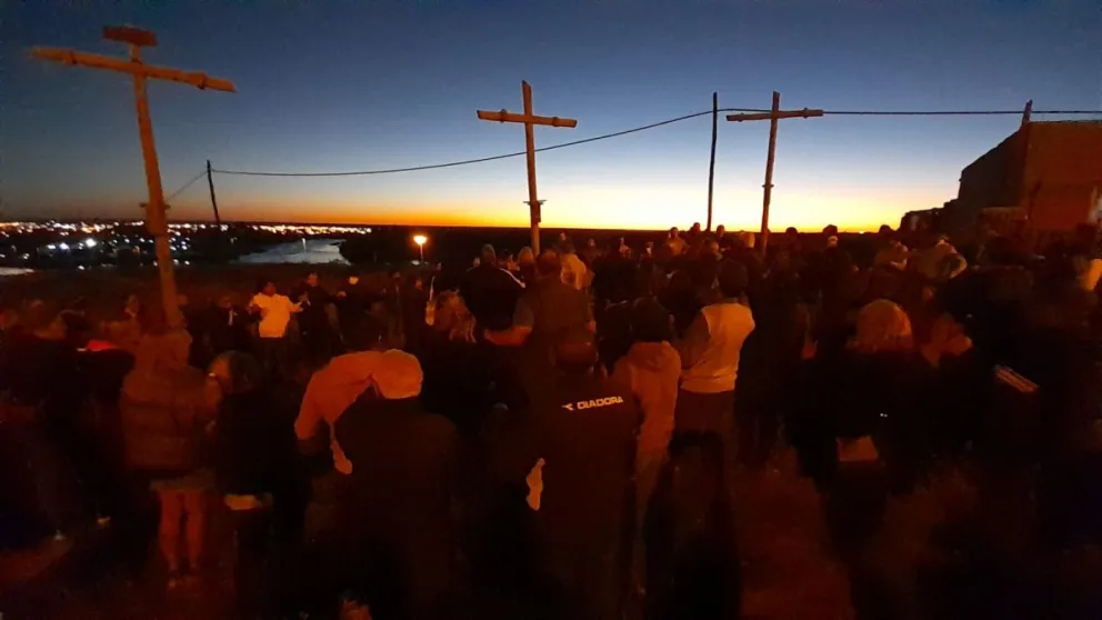 Los fieles católicos revivieron la Pasión de Cristo bajo el lema “No se cansen de hacer el bien”