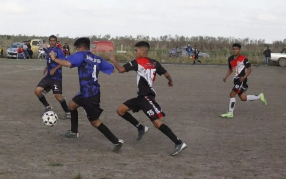 Vibrante primera fecha de la liga barrial