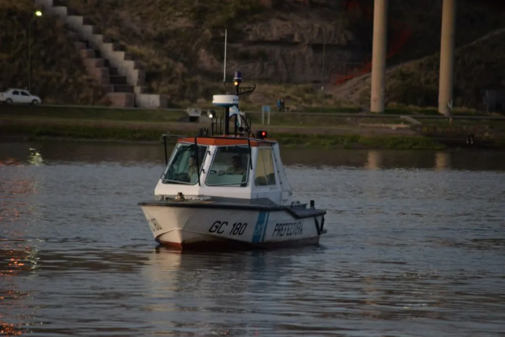 Prefectura confirmó que la búsqueda de  Víctor Elosegui continuará durante toda la noche