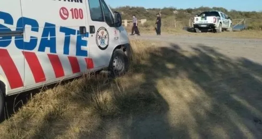 Encontraron a un hombre sin vida en el río: se cayó cuando estaba pescando