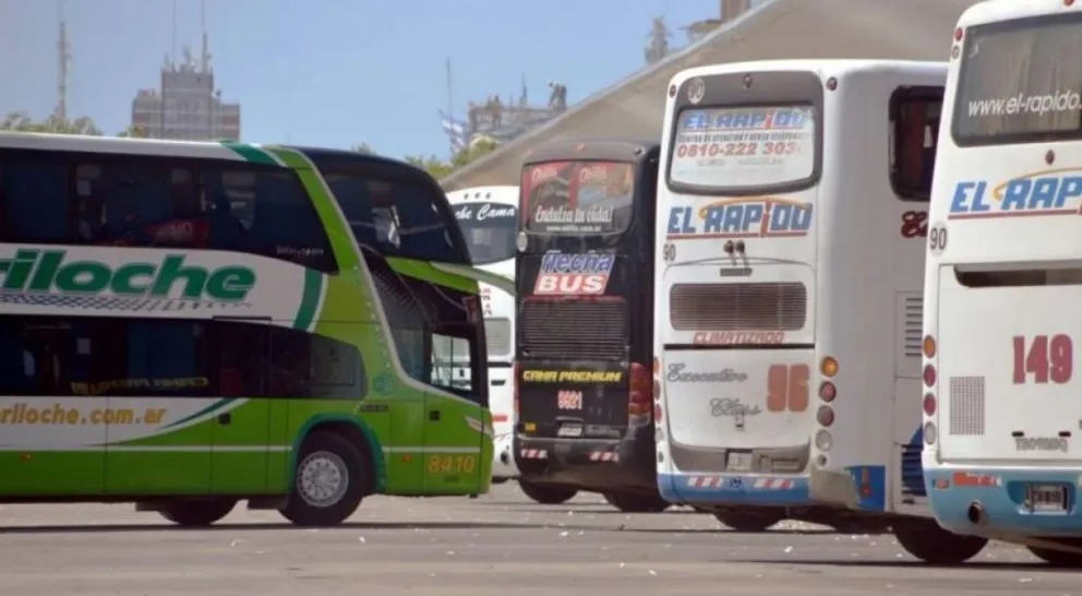 UTA anunció paro de 48 para colectivos de corta y media distancia del interior del país