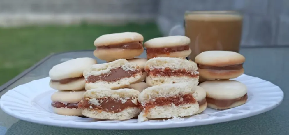 Riquísimos para la merienda: cómo hacer alfajores con dulce de leche y con membrillo 