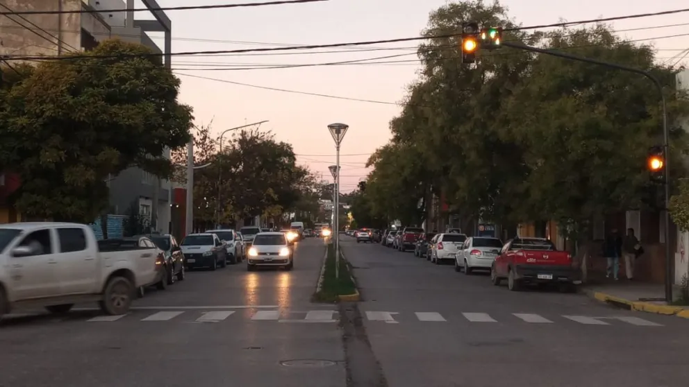 Disponen importantes operativos para impedir el giro a la izquierda en 25 de Mayo y Caseros