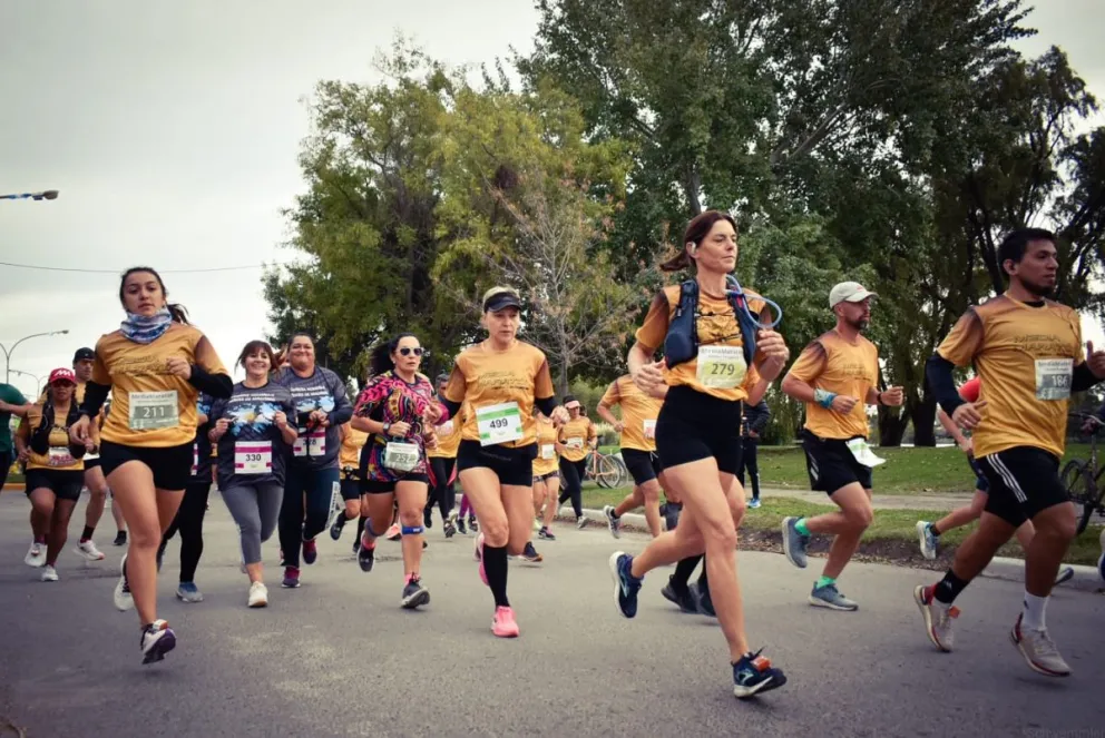 Muller y González Victorica se quedaron con la carrera central de la Media Maratón Viedma Patagones