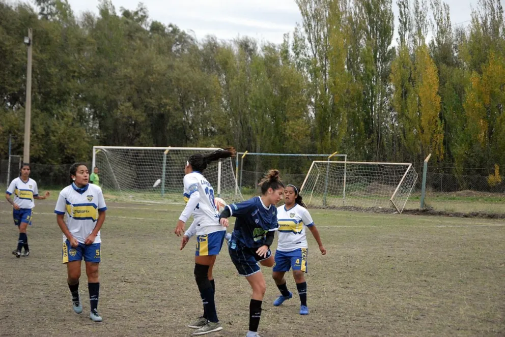 El fútbol femenino se define en finalisima