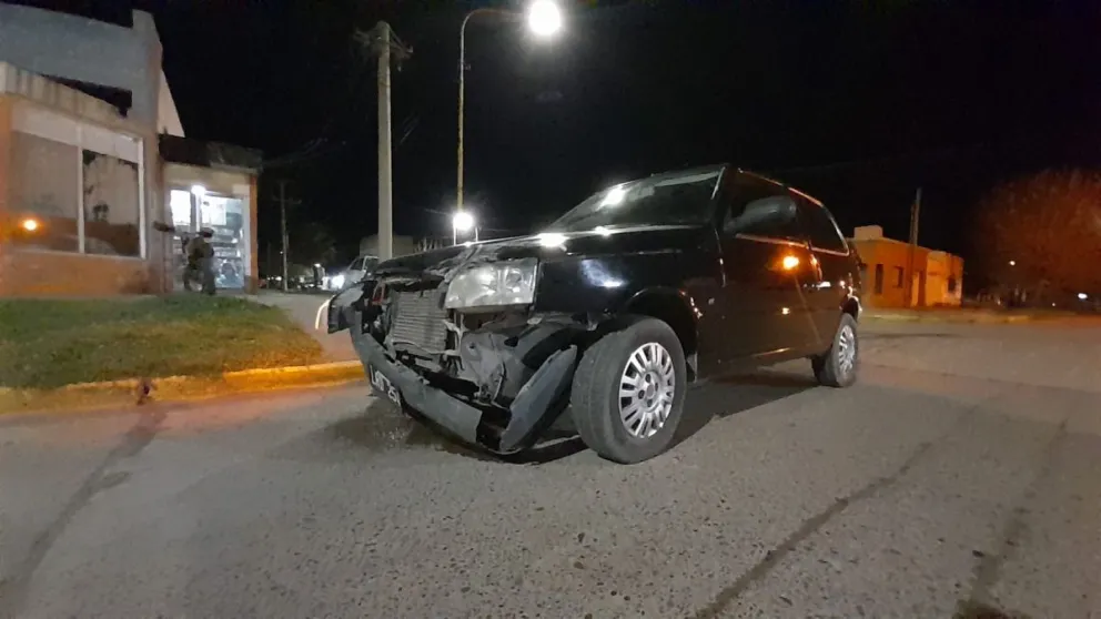 Choque y daños materiales en la intersección de Brown y Las Heras