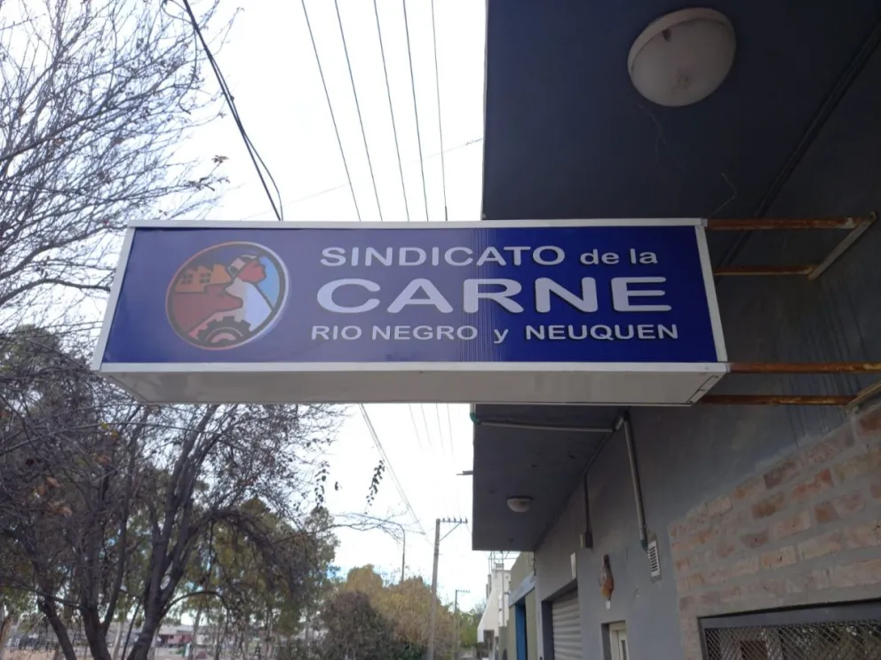 Los trabajadores de la carne insisten con el pedido de elecciones en el gremio 