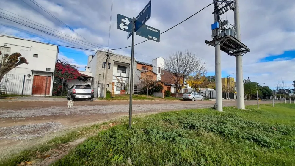 Reunión cumbre de vecinos que promueven la reconstrucción del Don Bosco 