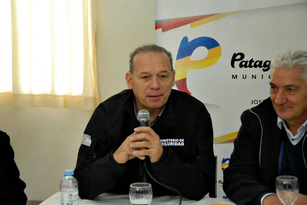 “Carmen de Patagones será la primera localidad que tendrá un barrio policial”, aseguró Berni
