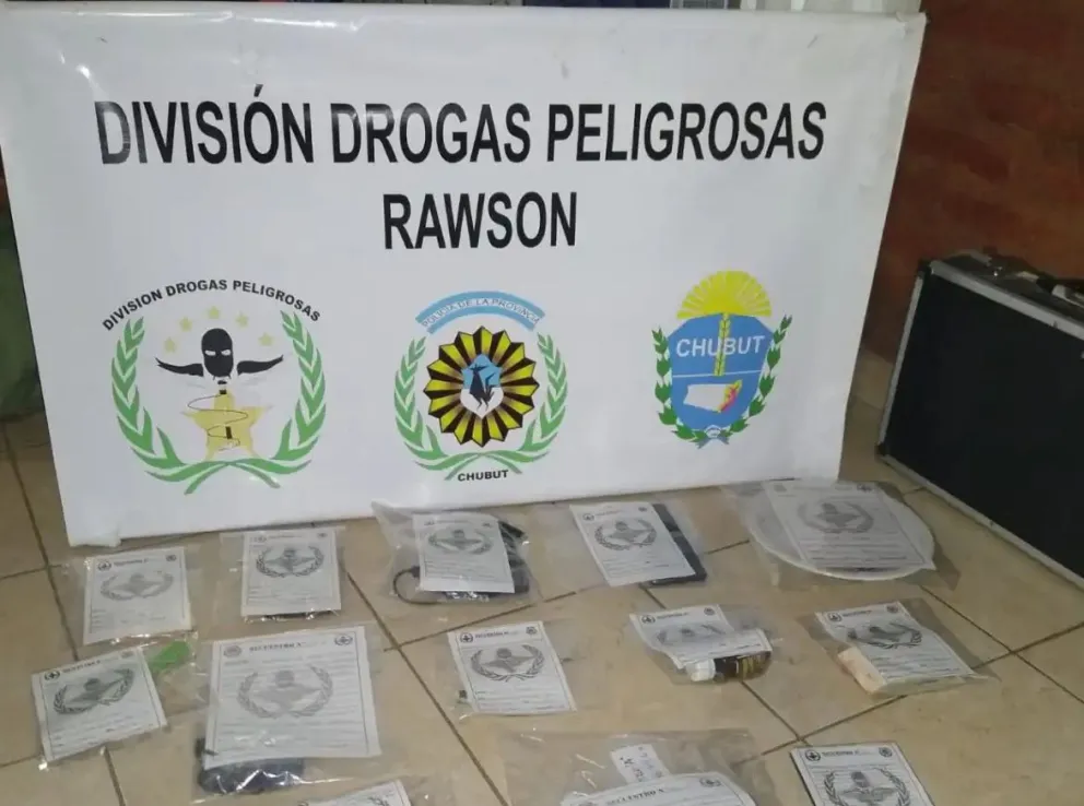 Droga en la frontera: trasladaban paquetes desde Sierra Grande a Chubut