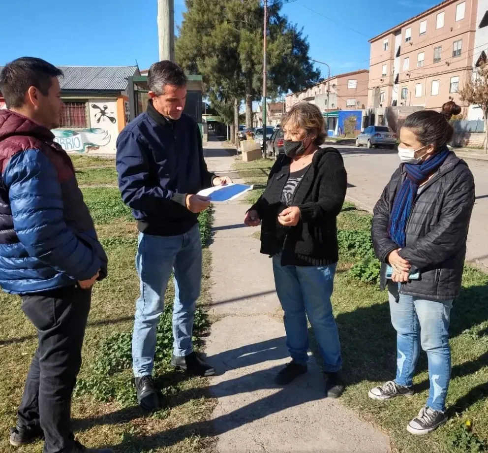Anunciaron obras de asfalto en el barrio Ceferino