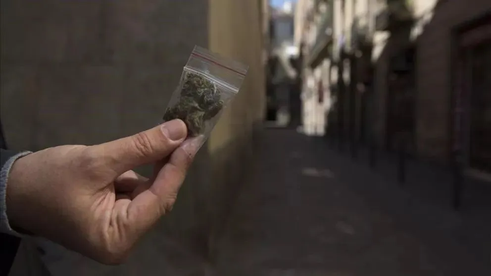 Alarma en la provincia por la suba de consumo de "la droga de los pobres"